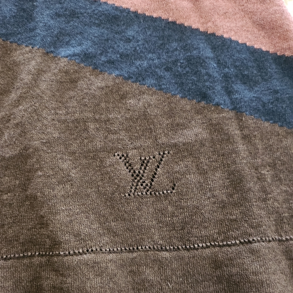 Louis Vuitton Cashmere Blend Sweater - Picture 5 of 8